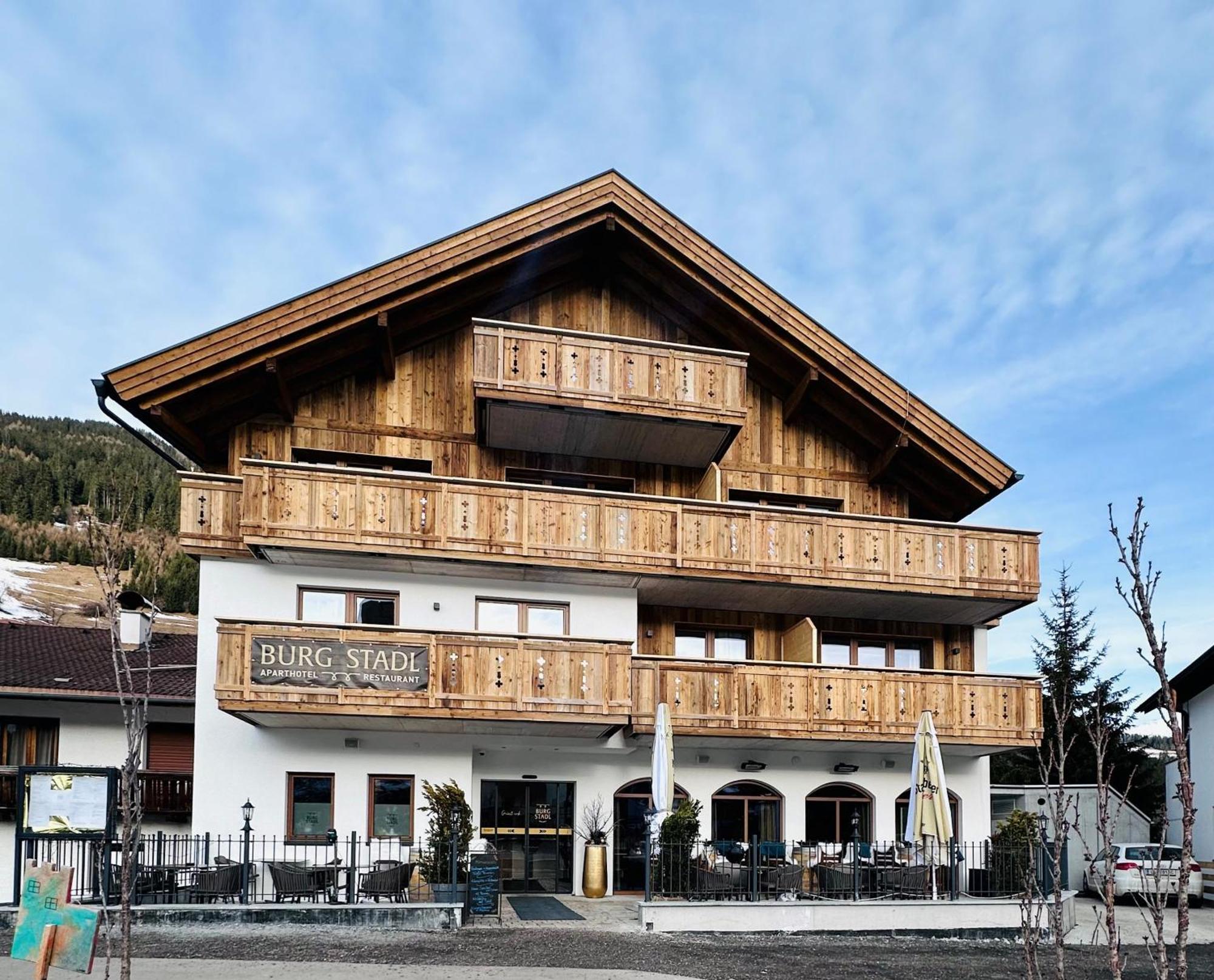 Burgstadl Aparthotel & Restaurant Ladis Eksteriør bilde