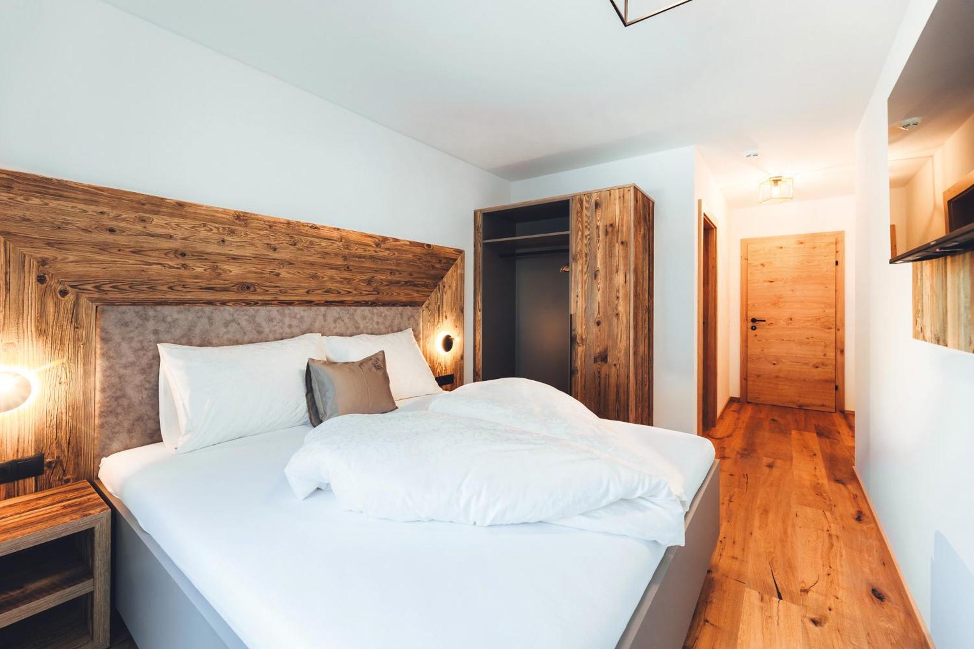 Burgstadl Aparthotel & Restaurant Ladis Eksteriør bilde