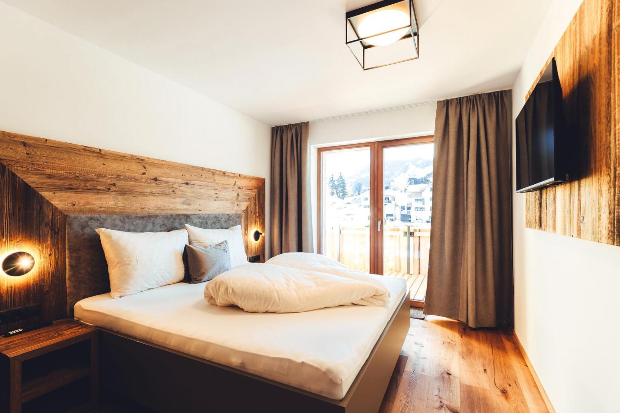 Burgstadl Aparthotel & Restaurant Ladis Eksteriør bilde