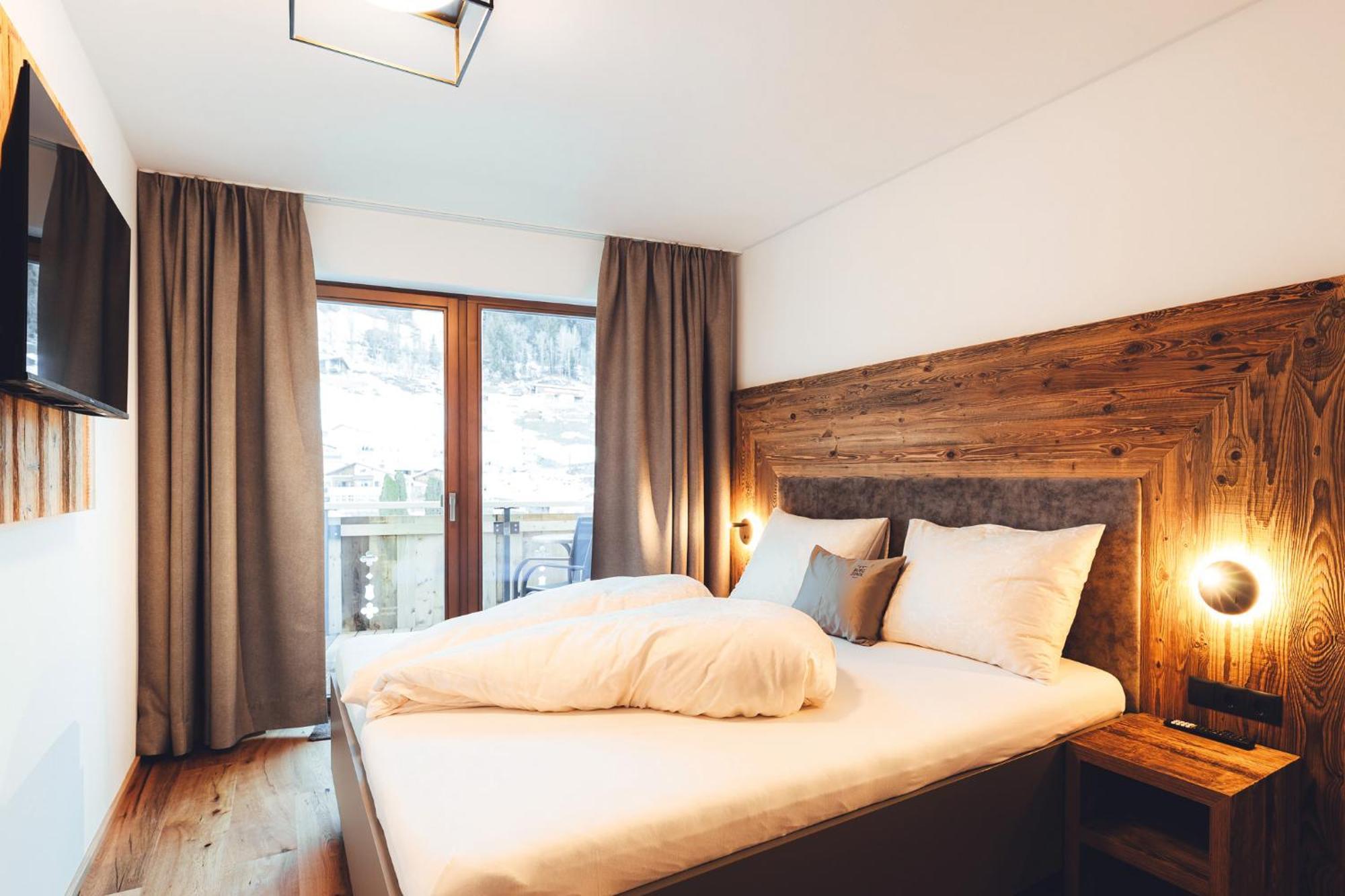 Burgstadl Aparthotel & Restaurant Ladis Eksteriør bilde
