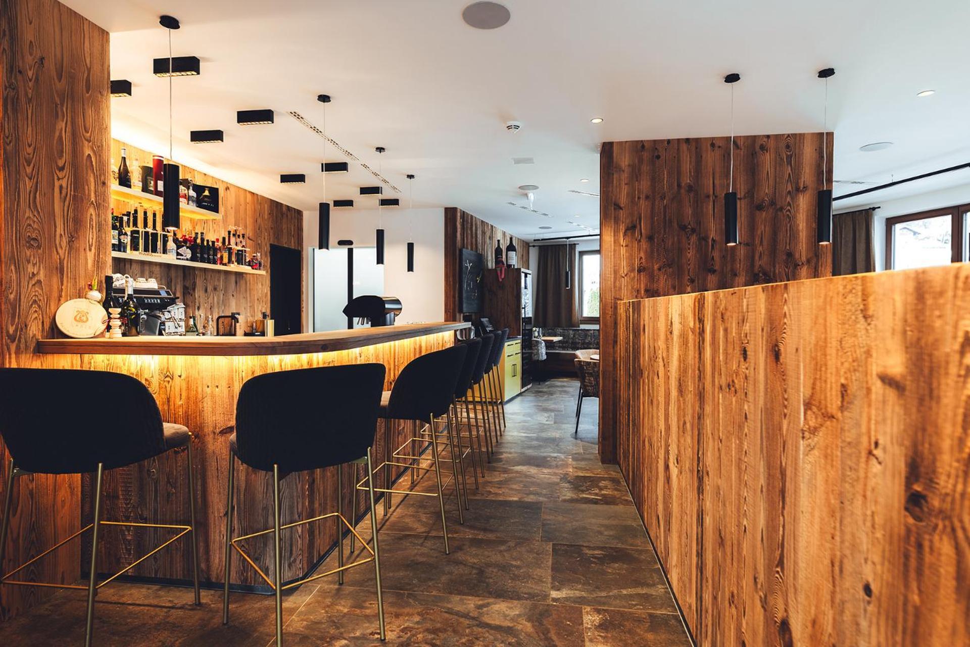 Burgstadl Aparthotel & Restaurant Ladis Eksteriør bilde